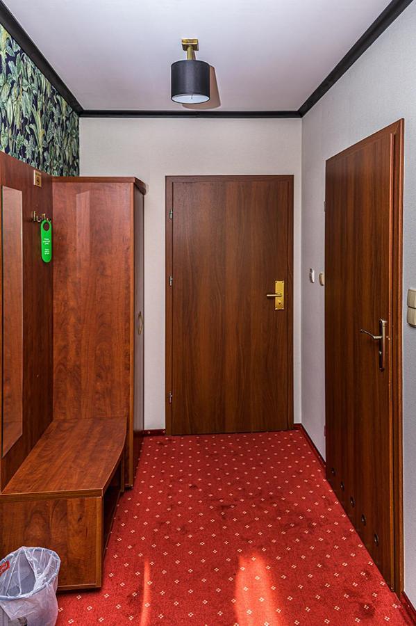 Hotel Stara Gorzelnia Lichen Stary Ngoại thất bức ảnh