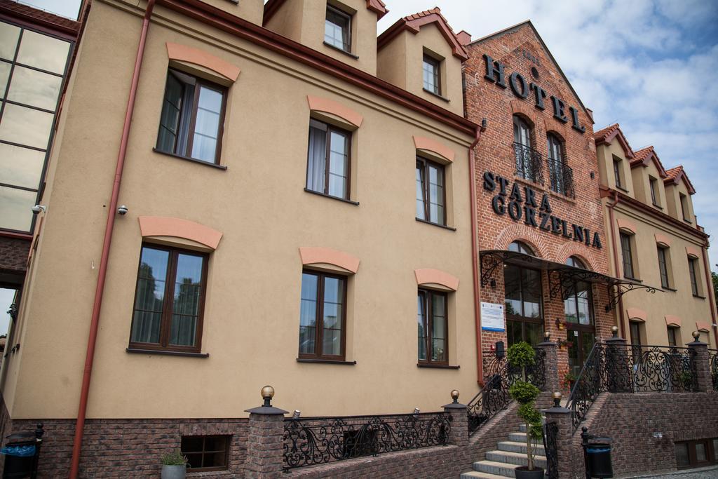 Hotel Stara Gorzelnia Lichen Stary Ngoại thất bức ảnh