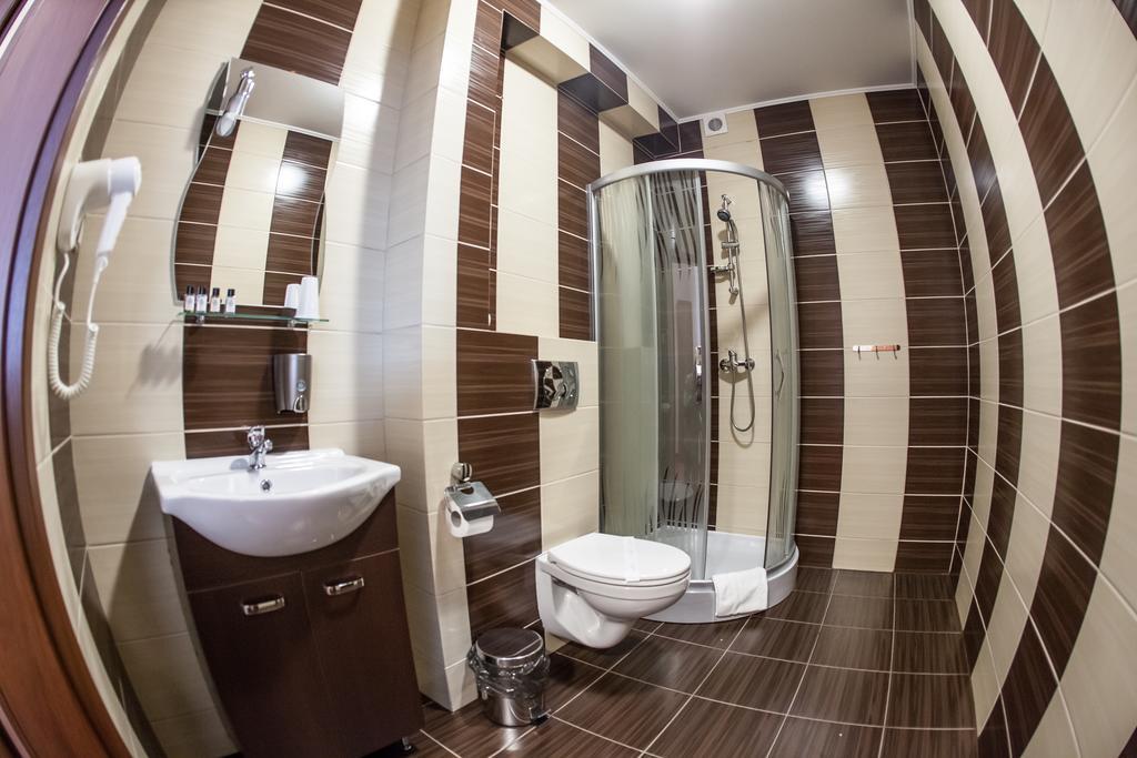 Hotel Stara Gorzelnia Lichen Stary Phòng bức ảnh